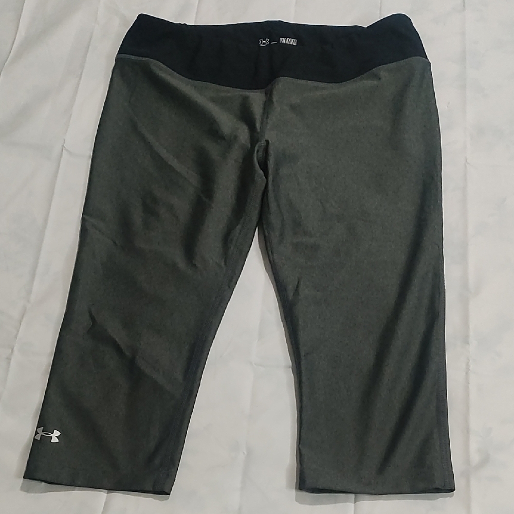Under Armour Gray and Black Leggings for Performance